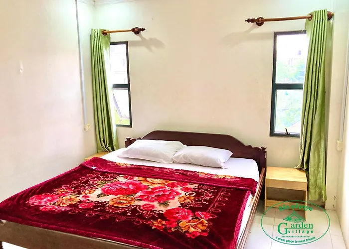 Garden Village Guesthouse & Pool Bar